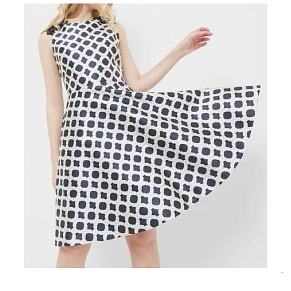 Ted Baker Blushing Rose Geo Dress in Navy Size 1 (U.S. Size 4) MSRP $365 - Picture 3 of 10